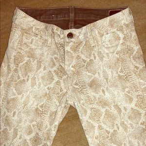 BLEULAB Reversible Jeans 25 EUC $245